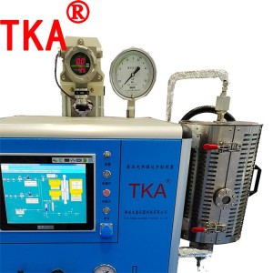 Photothermische kooperative Reaktion im Hochdruck-Festbettreaktor