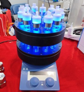 Cylindrical Flasks Glass Parallel Synthesis Reactor with LED Light Source.
